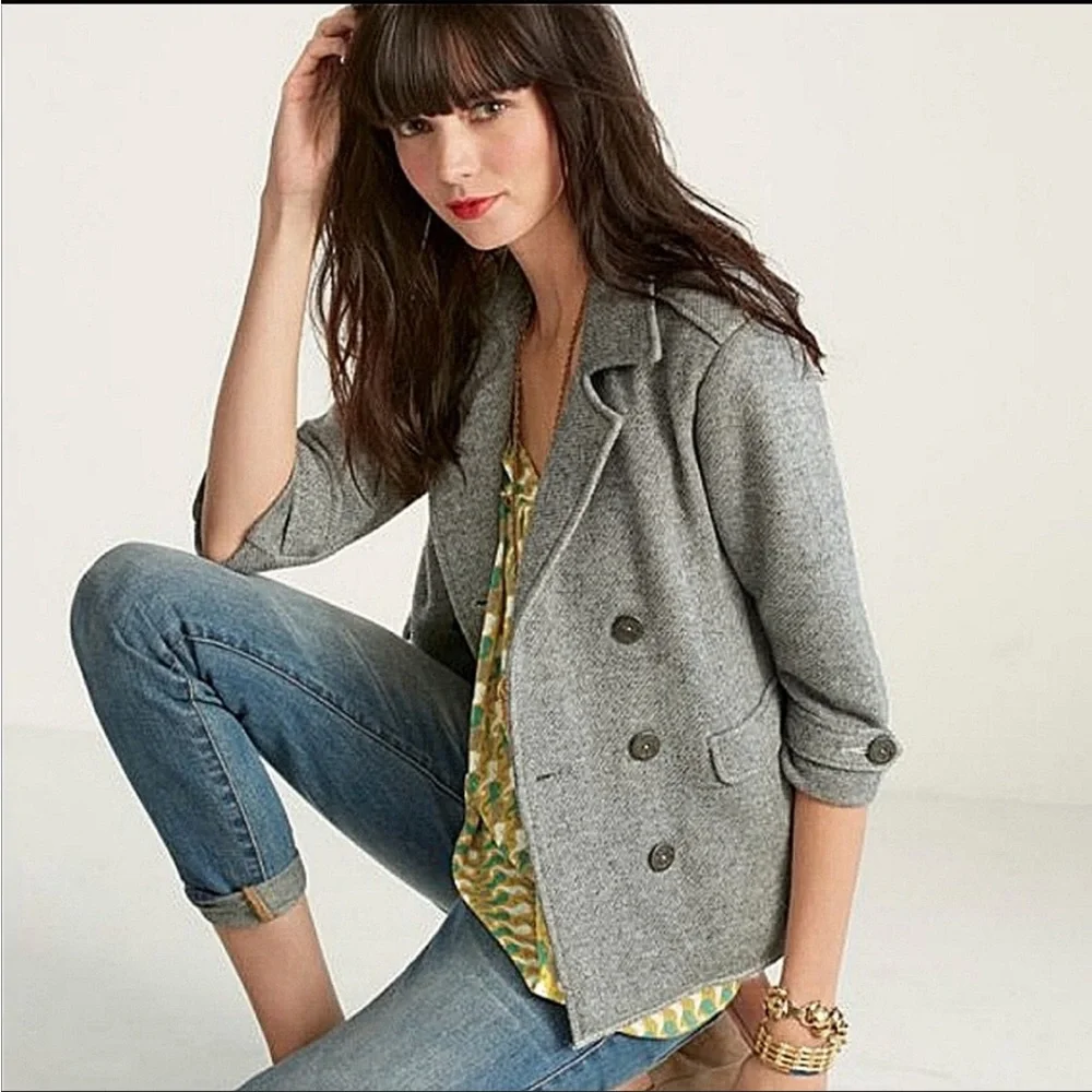 CAbi Cami Tank Top Seahorse Novelty
Print #411-Size Small - Picture 8 of 8